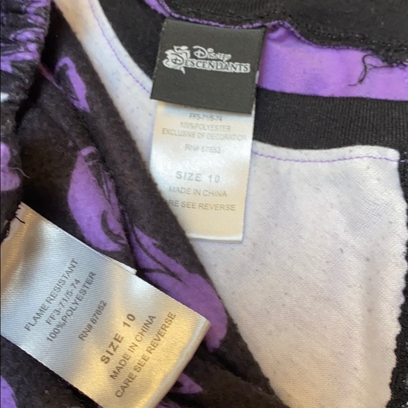 Disney’s Descendants Pajamas size 10 - Picture 6 of 6